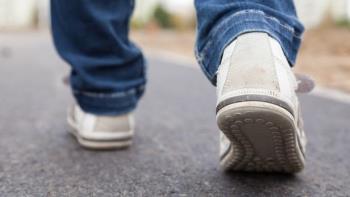 ضد عفونی کردن کفش: چگونگی پیشگیری از کووید-19